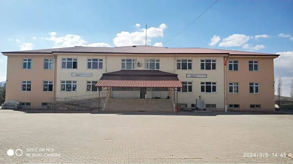Akbayır Şehit Yusuf Kaya İlkokulu