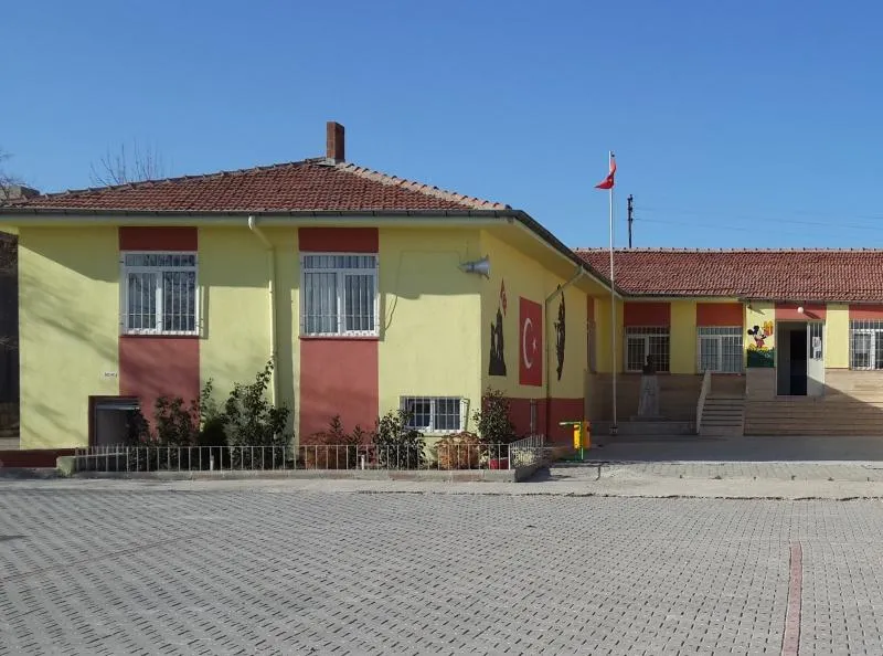 Çandır Cumhuriyet İlkokulu fotoğrafı