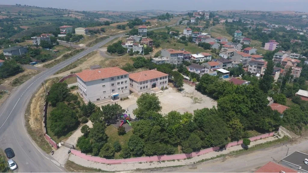 Barbaros Naki Bilge İlkokulu fotoğrafı
