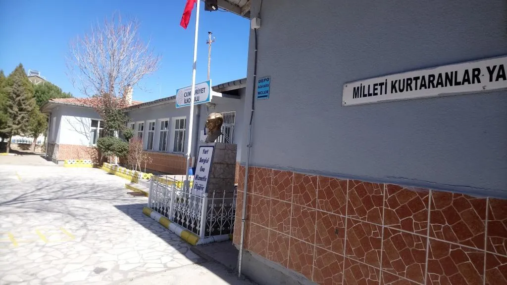 Cumhuriyet İlkokulu fotoğrafı