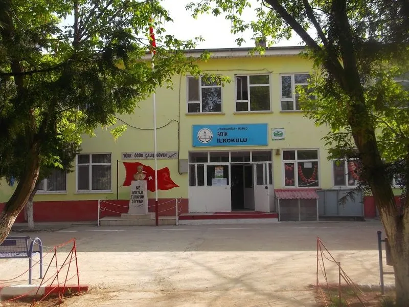 Fatih İlkokulu fotoğrafı