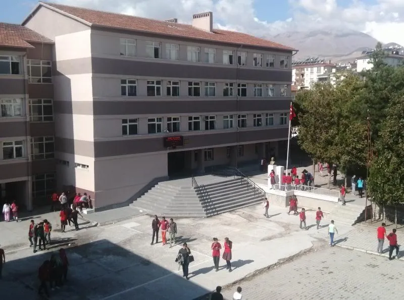 Pembe-Cesarettin Kocatürk Ortaokulu fotoğrafı