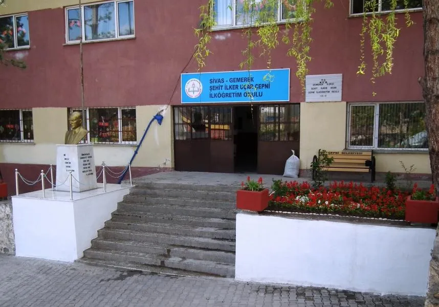 Şehit İlker Uçar Çepni Ortaokulu fotoğrafı