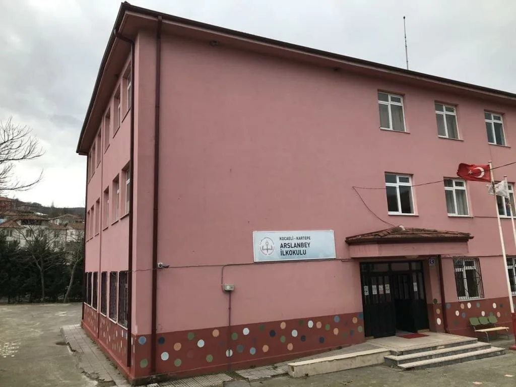 Arslanbey Ortaokulu fotoğrafı