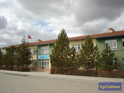 Cumhuriyet İlkokulu
