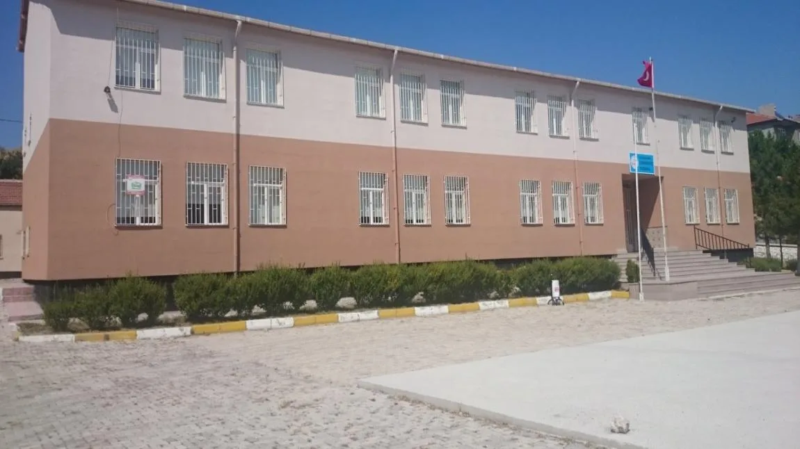 Cumhuriyet İlkokulu fotoğrafı