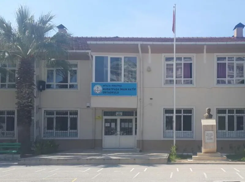 Muratpaşa İmam Hatip Ortaokulu