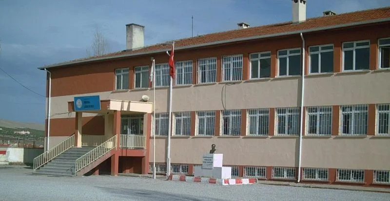 Şükrü Mola İlkokulu fotoğrafı