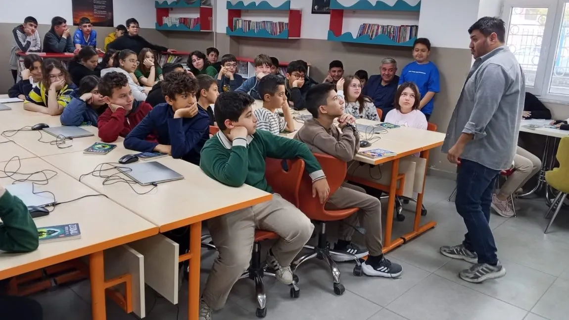 Şehit Öğretmen Şenay Aybüke Yalçın Ortaokulu fotoğrafı