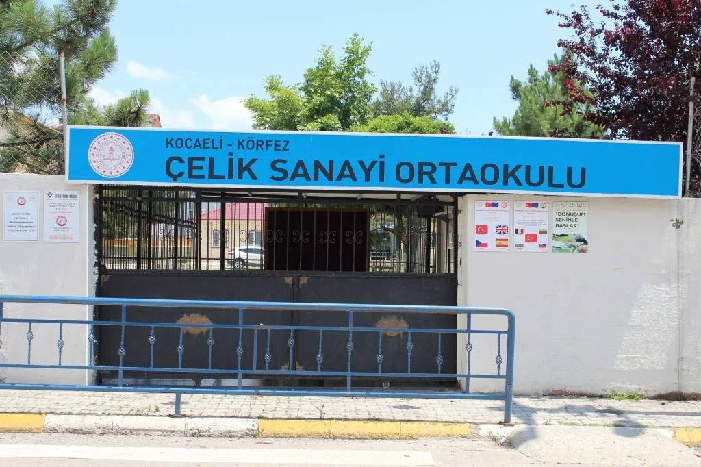 Çelik Sanayi Ortaokulu fotoğrafı