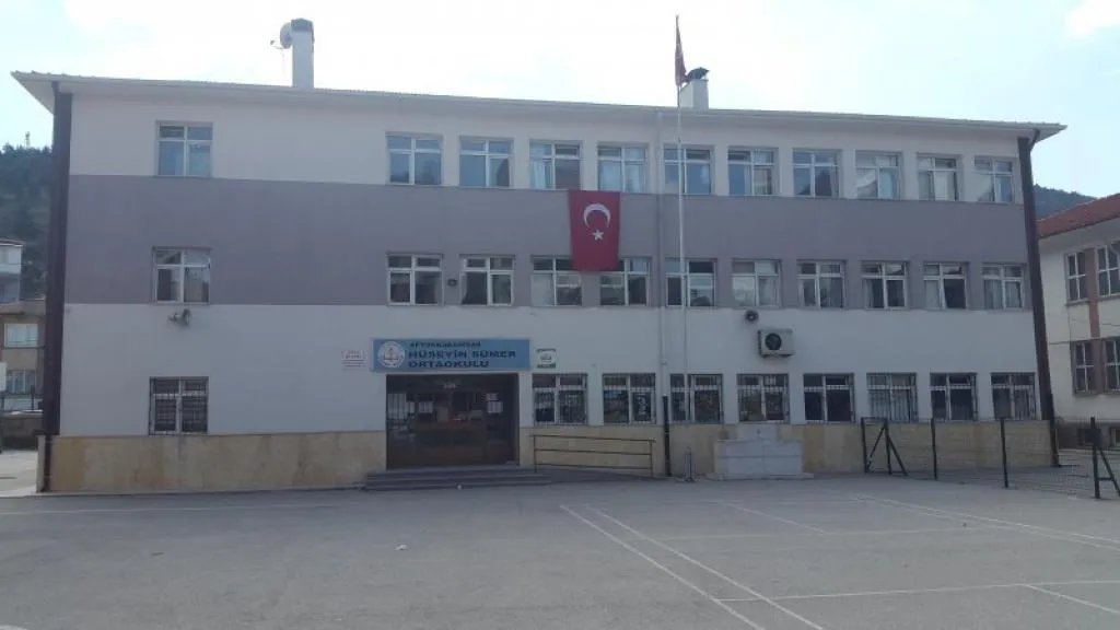 Hüseyin Sümer Ortaokulu fotoğrafı