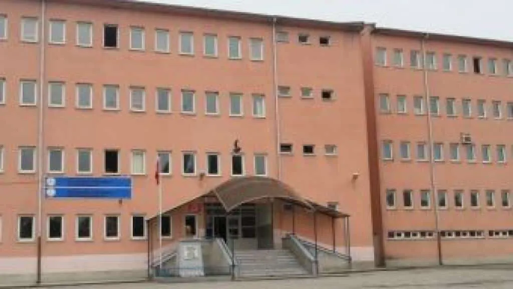 Kurşunlu Tevfik Fikret Ortaokulu fotoğrafı