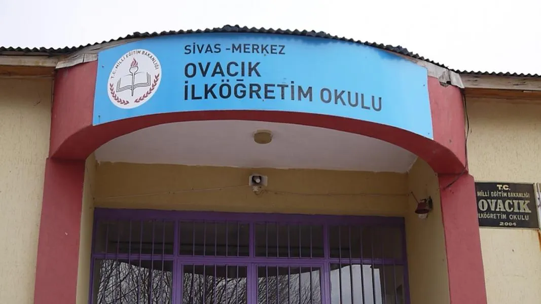 Ovacık İlkokulu fotoğrafı