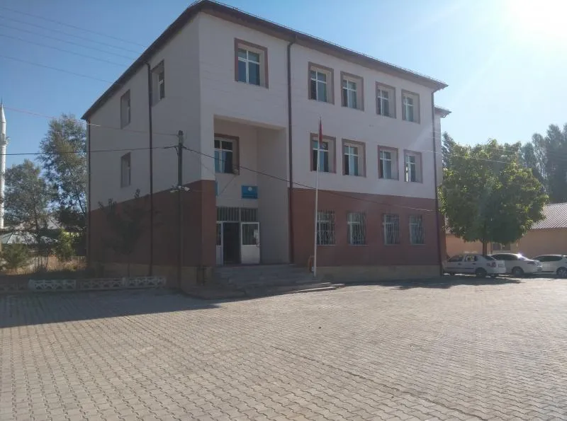 Deli İlyas İlkokulu fotoğrafı