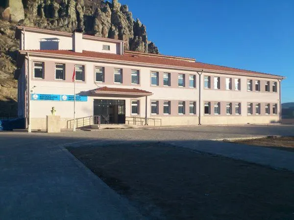 Büyükkalecik Ortaokulu fotoğrafı