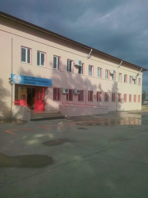 Boğazkent Nurten-Turan Kilit İlkokulu