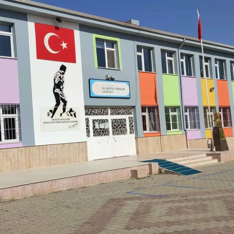 Dr. Bektaş Türkkanı İlkokulu fotoğrafı