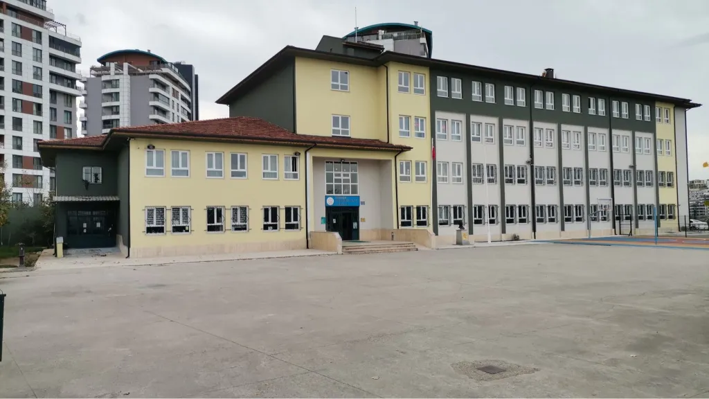 Muammer Aksoy İlkokulu fotoğrafı