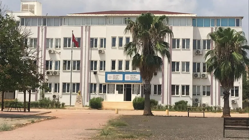 Ayşe Sak Ortaokulu fotoğrafı