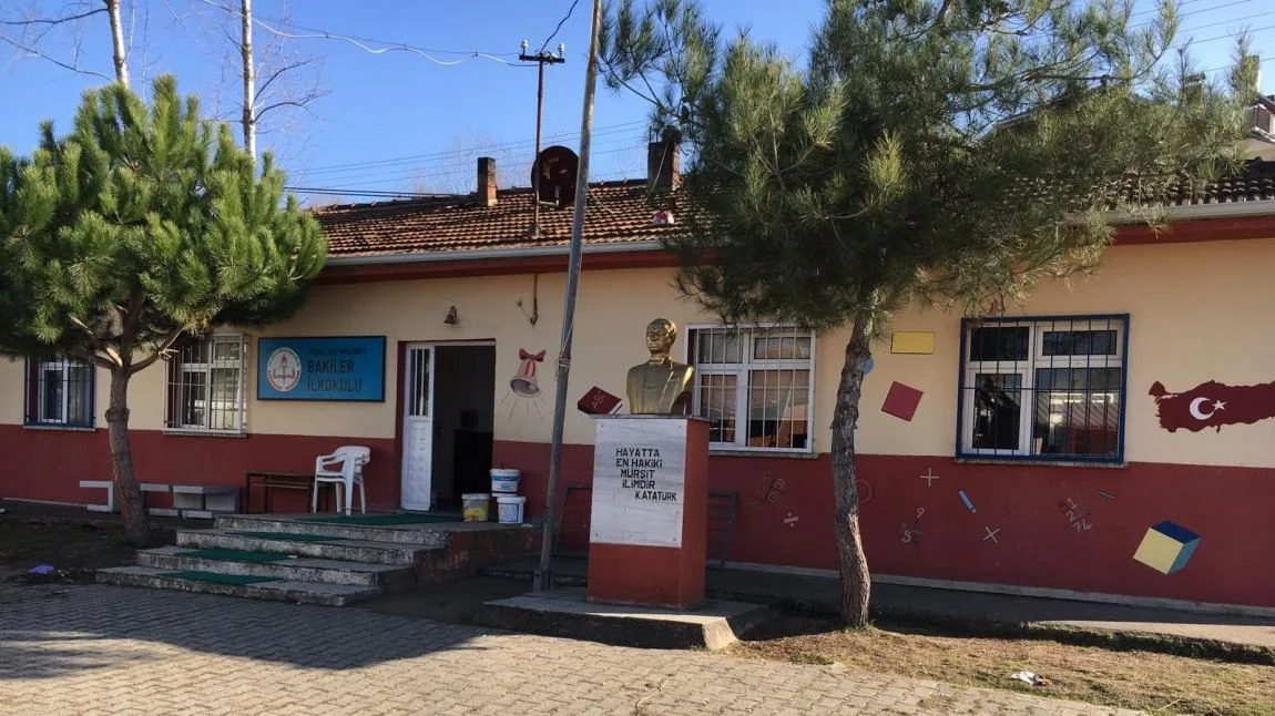 Bakiler İlkokulu fotoğrafı