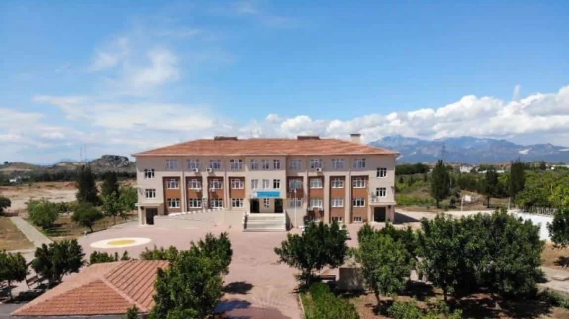 Yukarı Kocayatak İlkokulu