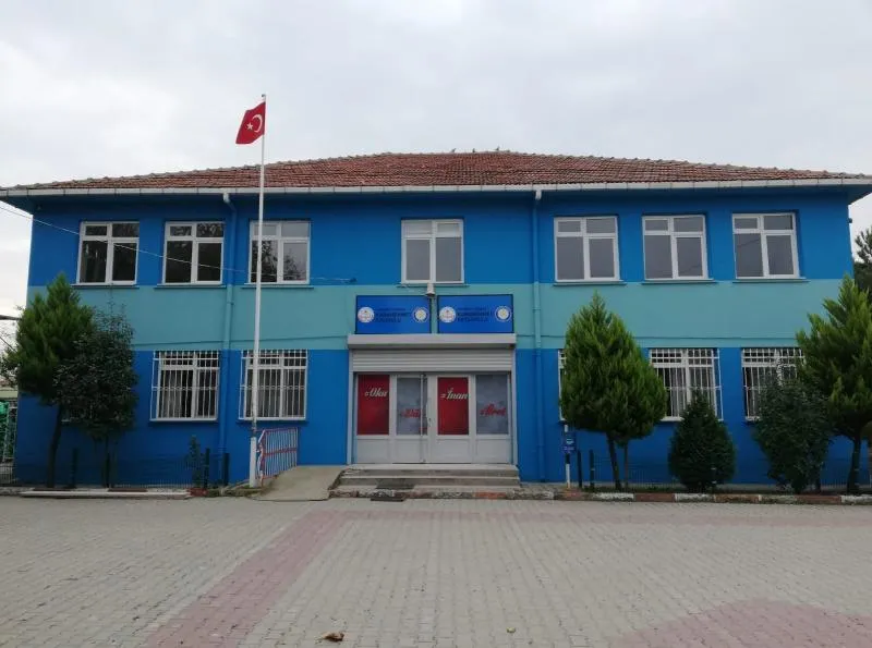 Karamehmet İlkokulu