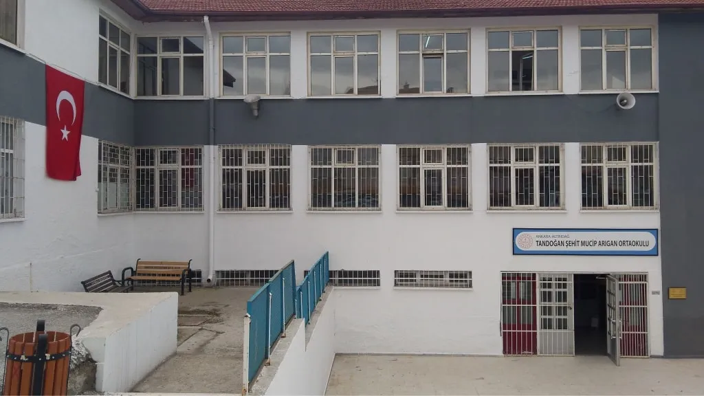 Tandoğan Şehit Mucip Arıgan Ortaokulu fotoğrafı