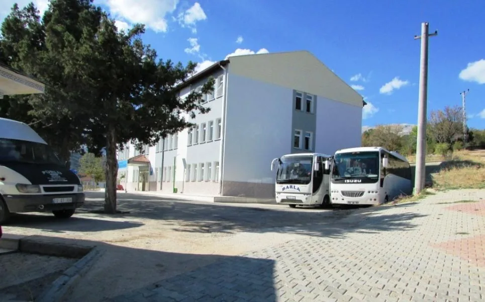 Barla İlkokulu
