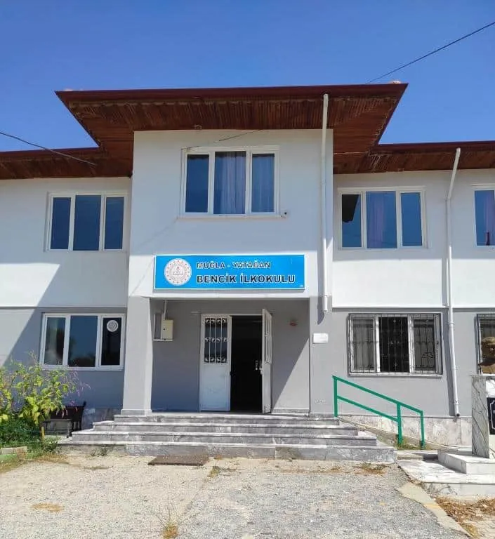 Bencik İlkokulu fotoğrafı
