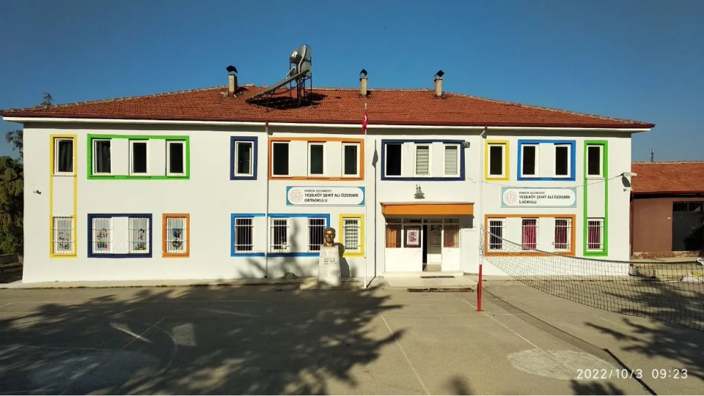 Yeşilköy Şehit Ali Özdemir Ortaokulu fotoğrafı