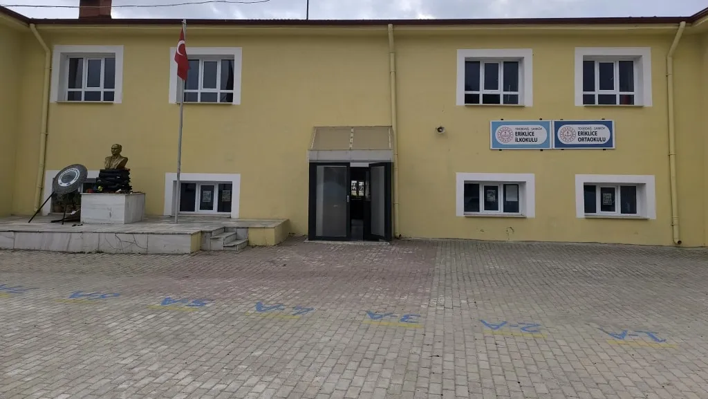 Eriklice İlkokulu fotoğrafı