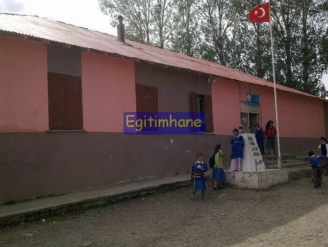 Bardakcı İlkokulu
