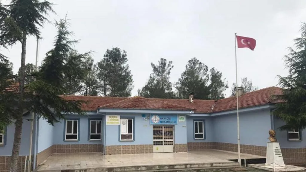 Akkeçili Ortaokulu