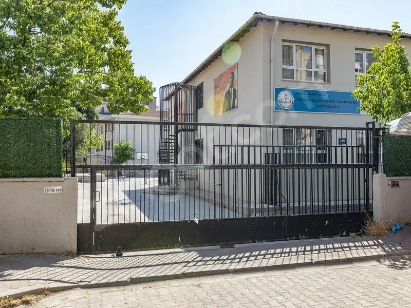 Hamdullah Suphi Tanrıöver Ortaokulu