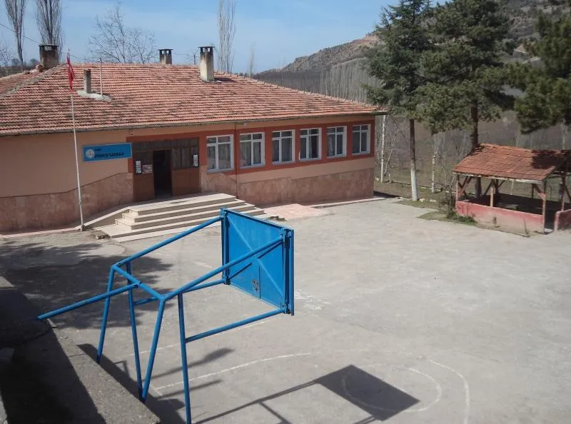 Aydınlık İlkokulu fotoğrafı