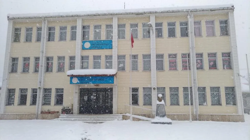 Hacı Halim Karslı İlkokulu fotoğrafı