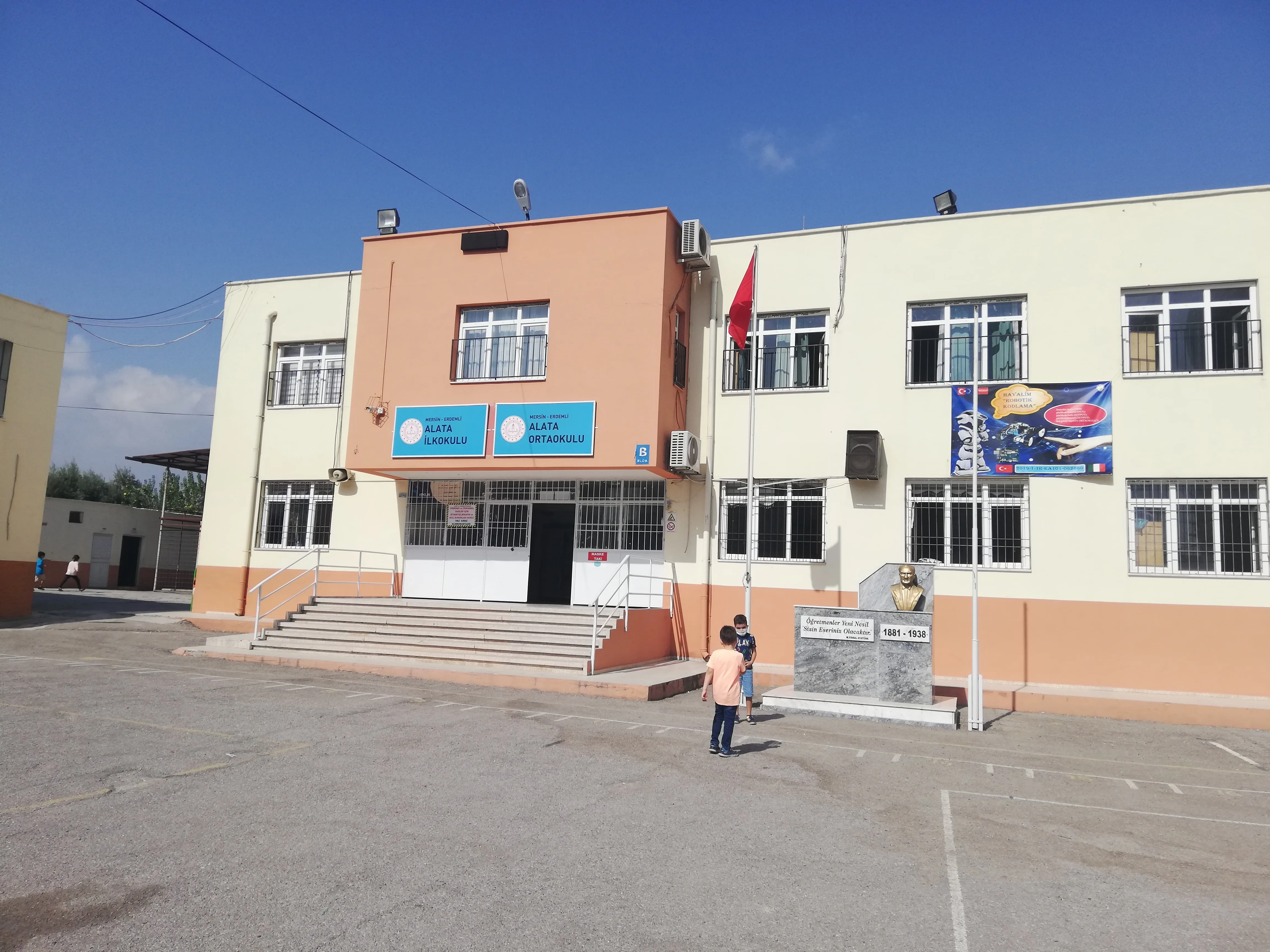 Alata İlkokulu