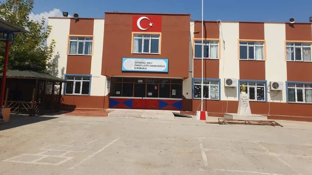 General Vali Ömer Lütfi Hancıoğlu İlkokulu