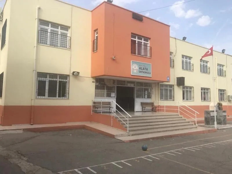 Alata Ortaokulu