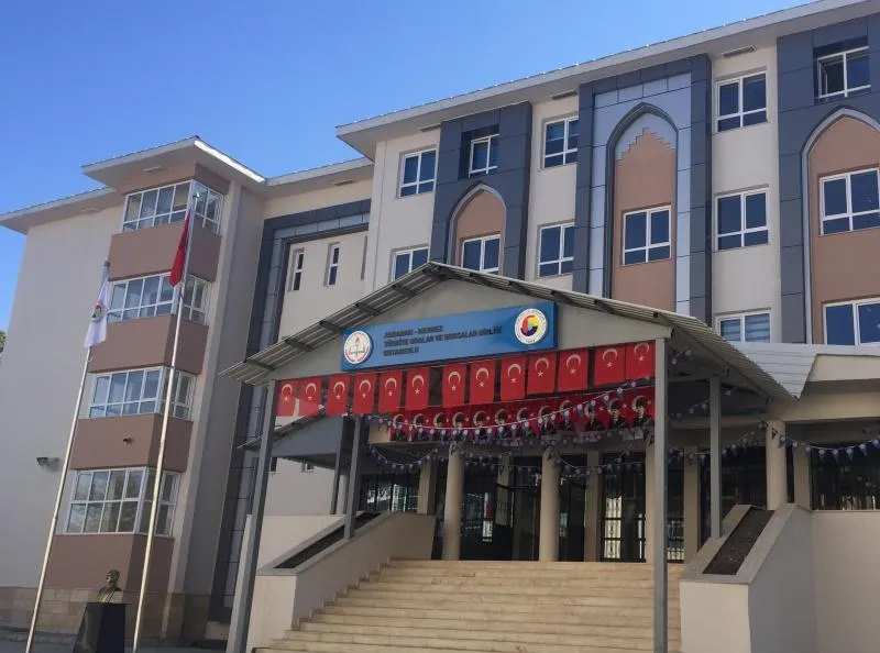 Türkiye Odalar Ve Borsalar Birliği Ortaokulu