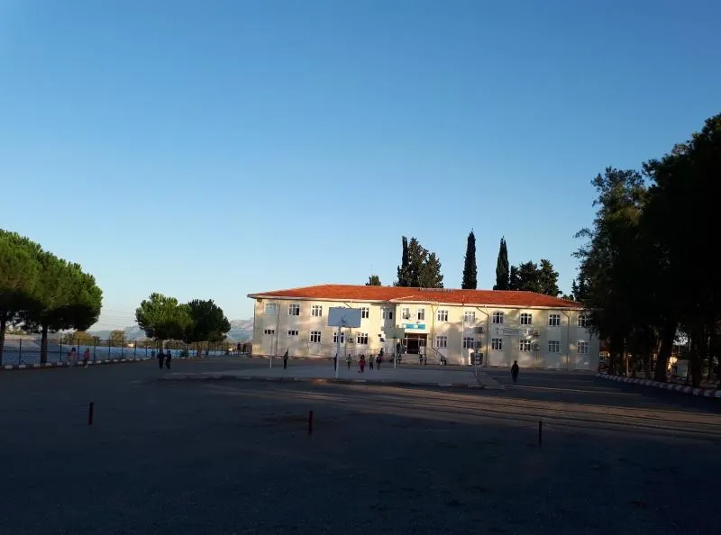 Çakış Şehit Mustafa Şen Ortaokulu fotoğrafı