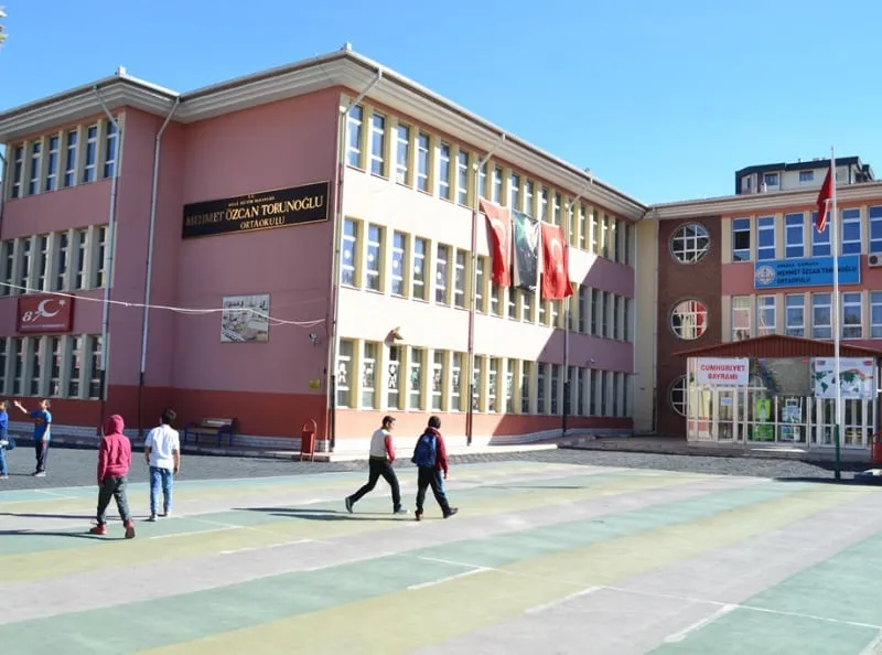 Mehmet Özcan Torunoğlu Ortaokulu fotoğrafı