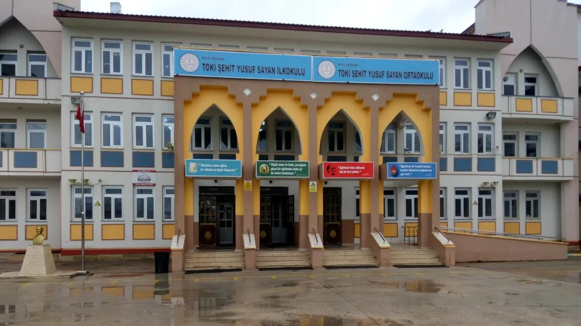 TOKİ Şehit Yusuf Sayan Ortaokulu