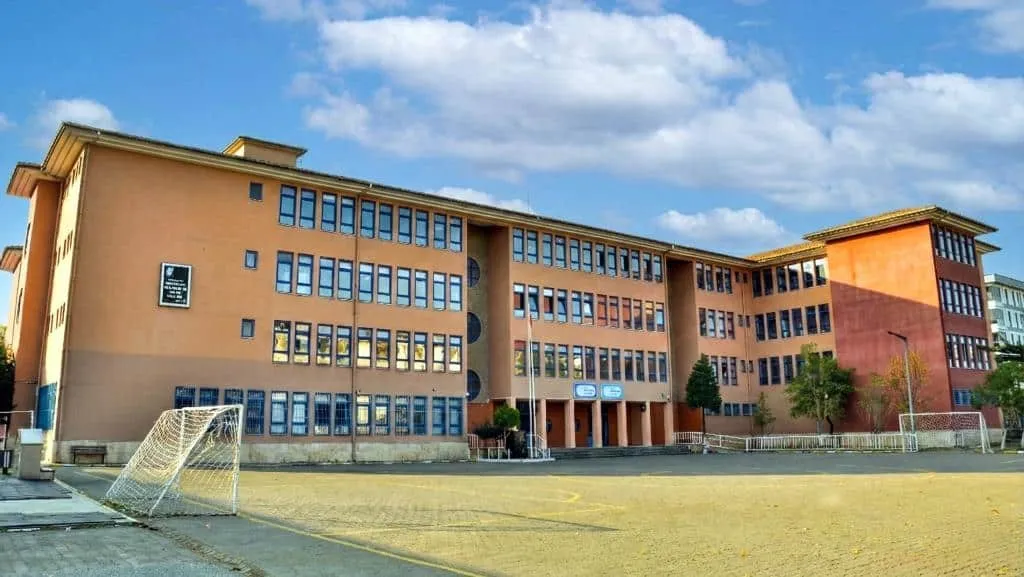 Başöğretmen İlkokulu fotoğrafı