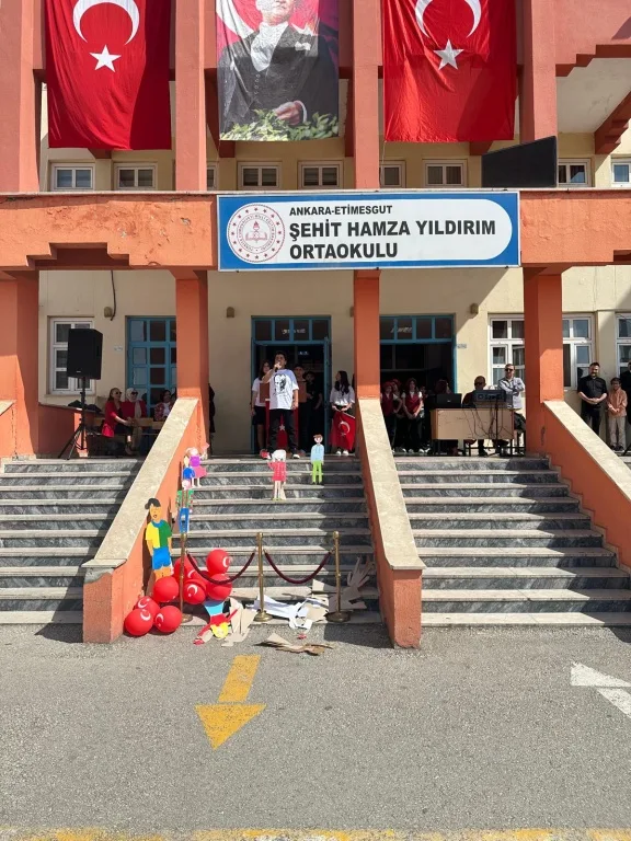 Şehit Hamza Yıldırım Ortaokulu fotoğrafı