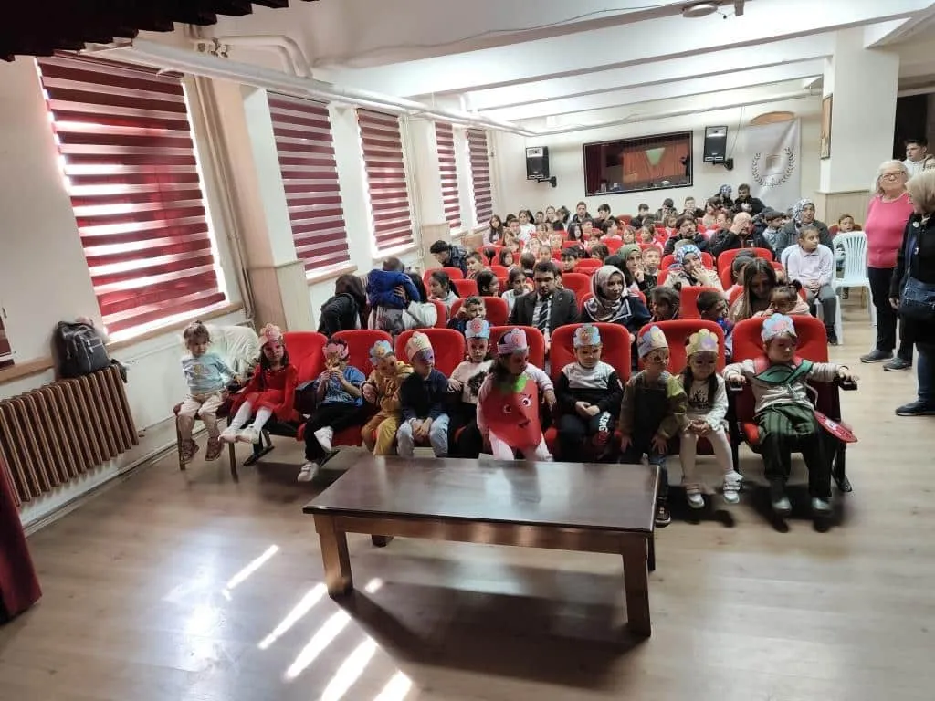 Şehit Osman Gazi Altınoluk Ortaokulu fotoğrafı