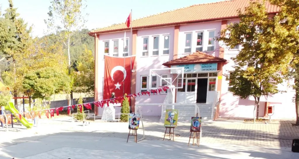 Gölcük İlkokulu fotoğrafı
