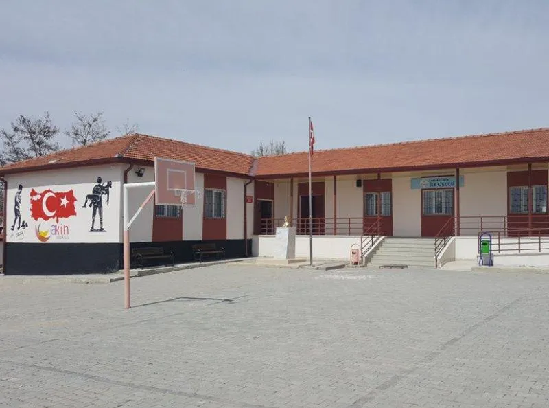 Akin İlkokulu