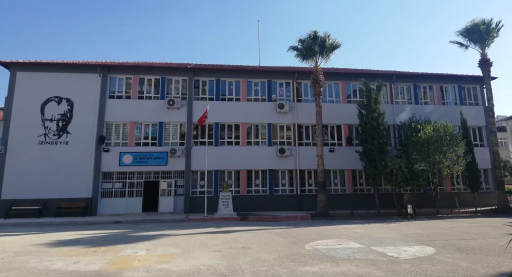 Doktor Mustafa Gençay İlkokulu fotoğrafı