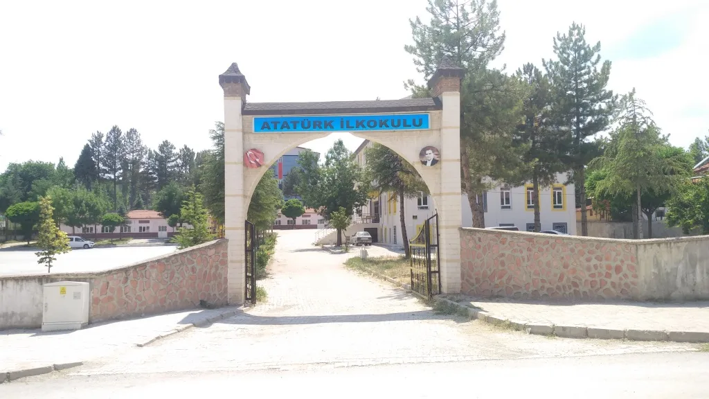 Atatürk İlkokulu fotoğrafı